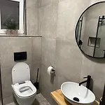 Nea *